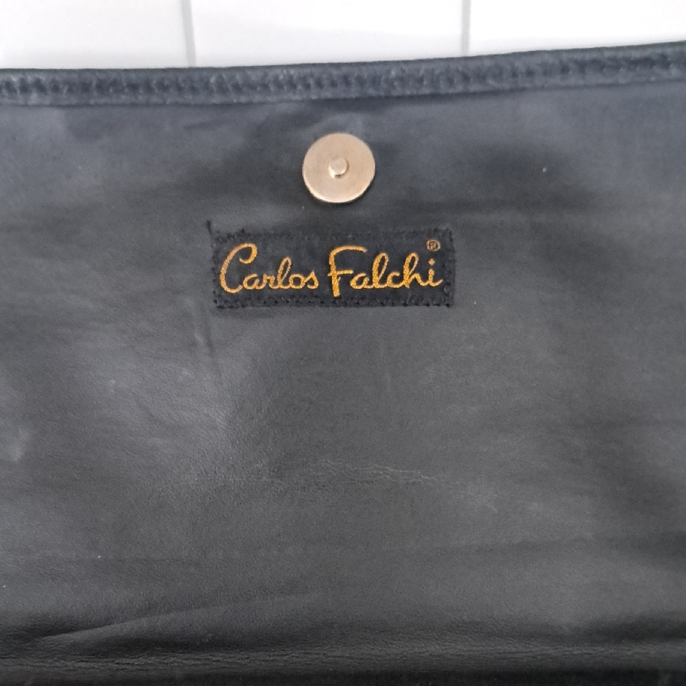 Carlos Falchi Black Croc-Embossed Crossbody Bag - Picture 3 of 11
